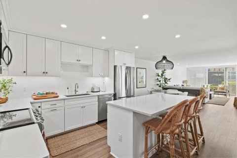 Condominio en venta en Longboat Key, Florida, 3 dormitorios, 137.87 m2 № 1610022 - foto 10