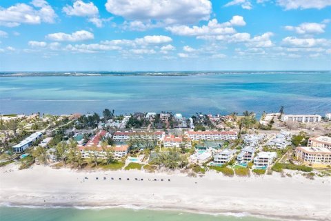 Condominio en venta en Longboat Key, Florida, 3 dormitorios, 137.87 m2 № 1610022 - foto 1