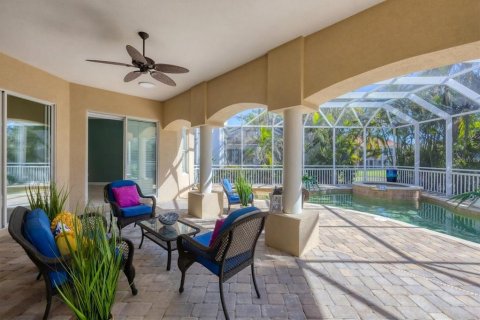 House in Cortez, Florida 4 bedrooms, 347.64 sq.m. № 1557103 - photo 20