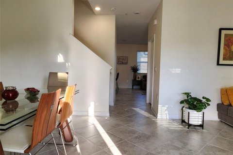 Adosado en venta en Orlando, Florida, 3 dormitorios, 159.51 m2 № 1801866 - foto 5