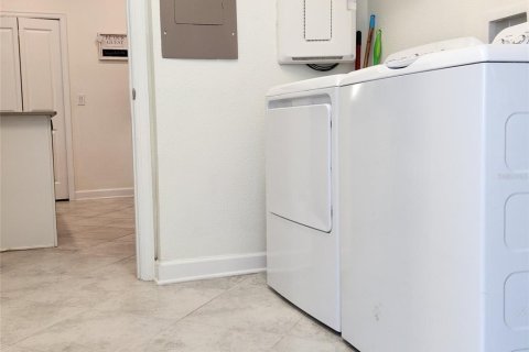 Adosado en venta en Orlando, Florida, 3 dormitorios, 159.51 m2 № 1801866 - foto 30