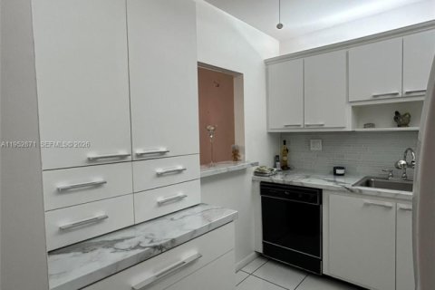 Copropriété à vendre à Margate, Floride: 1 chambre, 63.17 m2 № 2008611 - photo 20