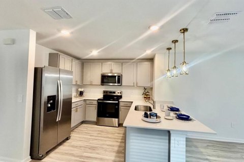 Villa ou maison à louer à Poinciana, Floride: 3 chambres, 140.84 m2 № 2411580 - photo 22