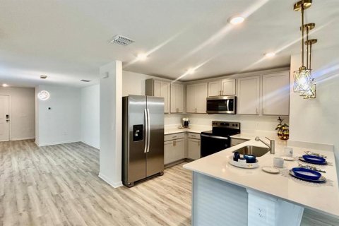 Villa ou maison à louer à Poinciana, Floride: 3 chambres, 140.84 m2 № 2411580 - photo 23