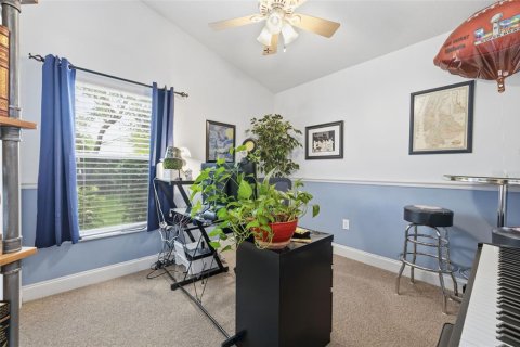 Villa ou maison à vendre à Tampa, Floride: 4 chambres, 157.84 m2 № 2148329 - photo 18