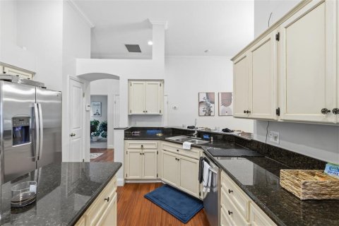 Villa ou maison à vendre à Tampa, Floride: 4 chambres, 157.84 m2 № 2148329 - photo 6