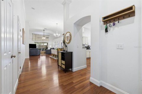 Villa ou maison à vendre à Tampa, Floride: 4 chambres, 157.84 m2 № 2148329 - photo 3