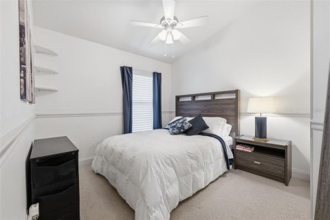 Villa ou maison à vendre à Tampa, Floride: 4 chambres, 157.84 m2 № 2148329 - photo 17