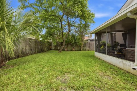 Villa ou maison à vendre à Tampa, Floride: 4 chambres, 157.84 m2 № 2148329 - photo 24