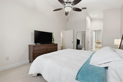 Villa ou maison à vendre à Tampa, Floride: 4 chambres, 157.84 m2 № 2148329 - photo 13