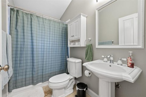 Villa ou maison à vendre à Tampa, Floride: 4 chambres, 157.84 m2 № 2148329 - photo 19