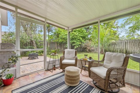 Villa ou maison à vendre à Tampa, Floride: 4 chambres, 157.84 m2 № 2148329 - photo 21