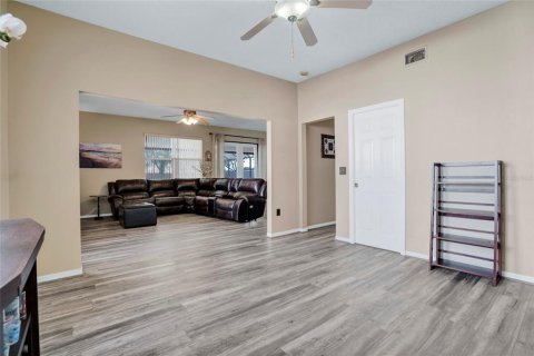 House in Oldsmar, Florida 5 bedrooms, 274.25 sq.m. № 1638193 - photo 15