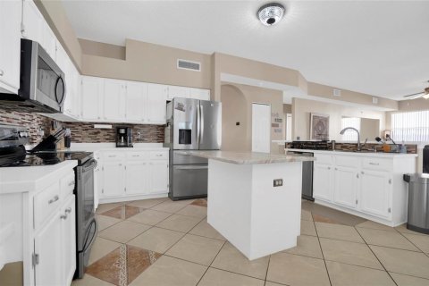 House in Oldsmar, Florida 5 bedrooms, 274.25 sq.m. № 1638193 - photo 7