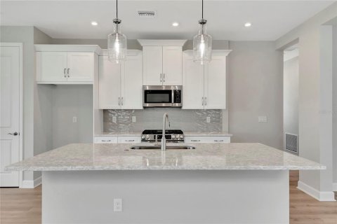 Casa en venta en Tavares, Florida, 2 dormitorios, 133.22 m2 № 2151480 - foto 14