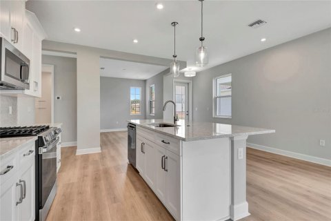 Casa en venta en Tavares, Florida, 2 dormitorios, 133.22 m2 № 2151480 - foto 12