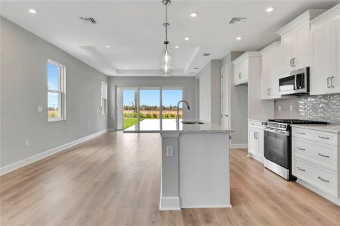 Casa en venta en Tavares, Florida, 2 dormitorios, 133.22 m2 № 2151480 - foto 9