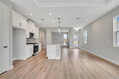 Casa en venta en Tavares, Florida, 2 dormitorios, 133.22 m2 № 2151480 - foto 7