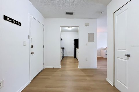 Condominio en venta en Bradenton, Florida, 1 dormitorio, 67.63 m2 № 2204813 - foto 16