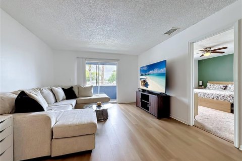 Condominio en venta en Bradenton, Florida, 1 dormitorio, 67.63 m2 № 2204813 - foto 4