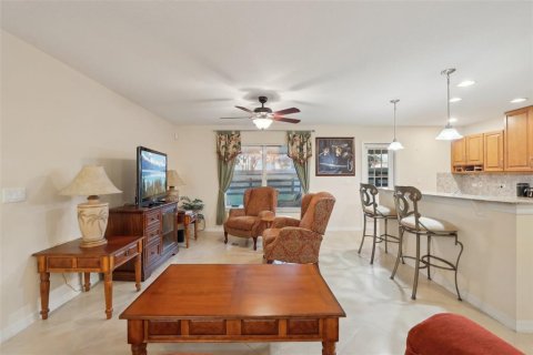 Villa ou maison à vendre à Mount Dora, Floride: 3 chambres, 164.34 m2 № 1888467 - photo 14