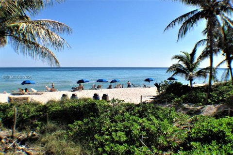 Condominio en alquiler en Hallandale Beach, Florida, 2 dormitorios, 115.2 m2 № 2004132 - foto 5