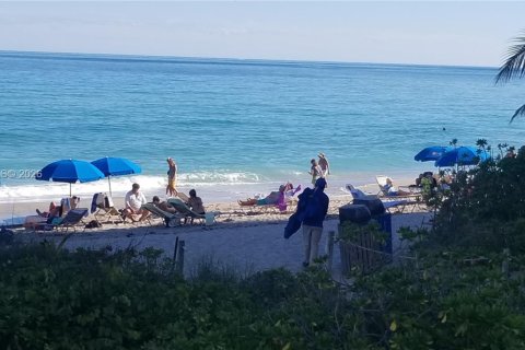 Condominio en alquiler en Hallandale Beach, Florida, 2 dormitorios, 115.2 m2 № 2004132 - foto 4