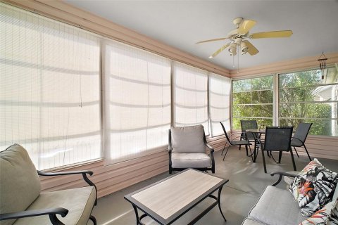 House in The Villages, Florida 3 bedrooms, 145.02 sq.m. № 1667045 - photo 9
