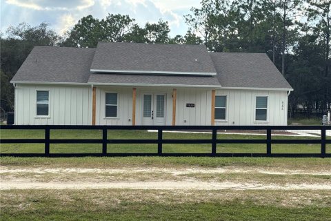 Villa ou maison à vendre à Dunnellon, Floride: 4 chambres, 178.56 m2 № 1912224 - photo 1