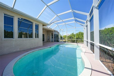 Villa ou maison à vendre à Port Charlotte, Floride: 3 chambres, 207.36 m2 № 2142810 - photo 25