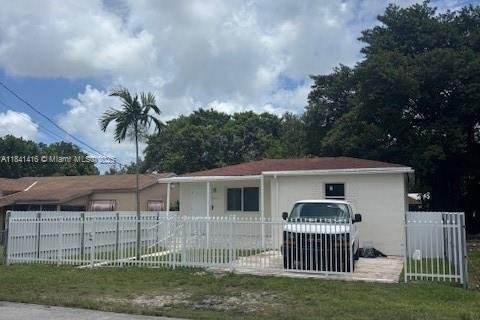 Villa ou maison à vendre à Miami, Floride: 3 chambres, 92.34 m2 № 1836218 - photo 3