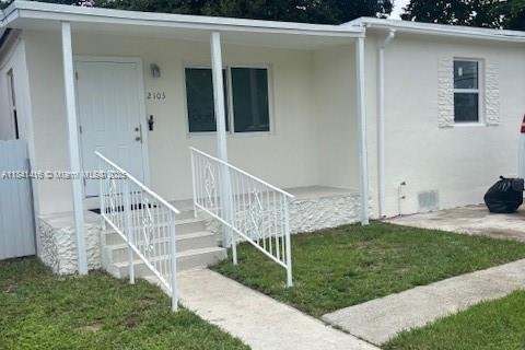 Villa ou maison à vendre à Miami, Floride: 3 chambres, 92.34 m2 № 1836218 - photo 2
