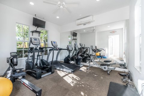 Townhouse in West Palm Beach, Florida 3 bedrooms, 167.78 sq.m. № 1068510 - photo 1