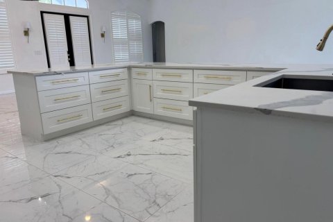 Casa en venta en Vero Beach, Florida, 4 dormitorios, 261.71 m2 № 2077881 - foto 6
