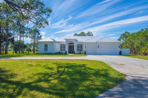 Casa en Vero Beach, Florida 4 dormitorios, 261.71 m2 № 2077881