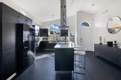 Casa en venta en Orlando, Florida, 4 dormitorios, 159.98 m2 № 1915798 - foto 7
