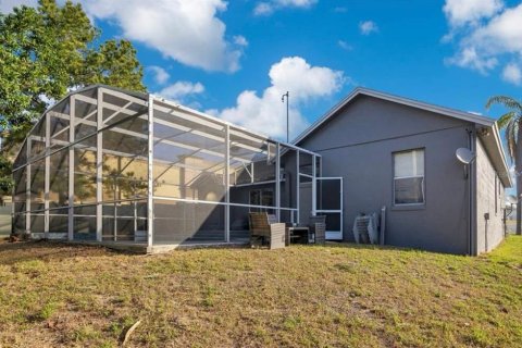 Casa en venta en Orlando, Florida, 4 dormitorios, 159.98 m2 № 1915798 - foto 18
