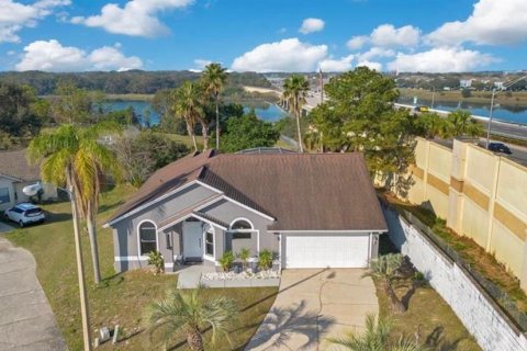 Casa en venta en Orlando, Florida, 4 dormitorios, 159.98 m2 № 1915798 - foto 19