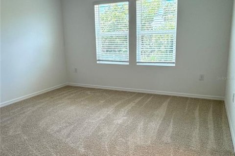 Townhouse in Sarasota, Florida 3 bedrooms, 127.55 sq.m. № 1918900 - photo 20