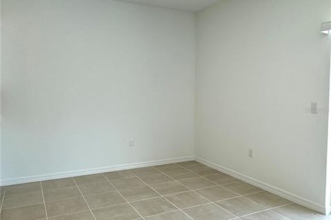 Townhouse in Sarasota, Florida 3 bedrooms, 127.55 sq.m. № 1918900 - photo 15