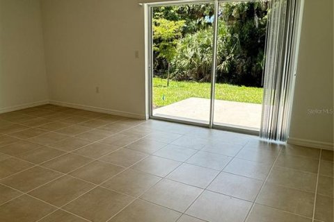Townhouse in Sarasota, Florida 3 bedrooms, 127.55 sq.m. № 1918900 - photo 27