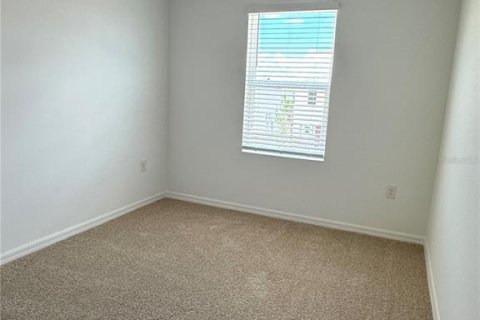 Townhouse in Sarasota, Florida 3 bedrooms, 127.55 sq.m. № 1918900 - photo 24