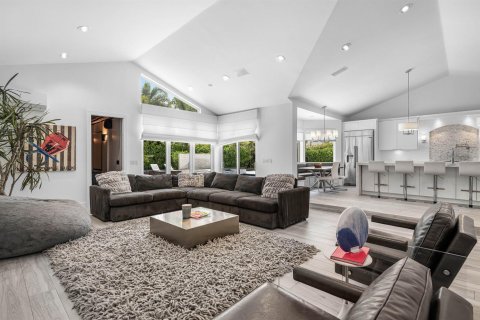 Casa en venta en Boca Raton, Florida, 5 dormitorios, 364.83 m2 № 2251214 - foto 16