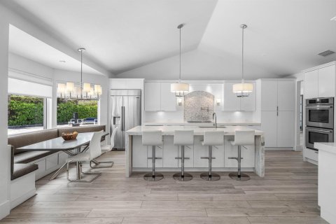 Casa en venta en Boca Raton, Florida, 5 dormitorios, 364.83 m2 № 2251214 - foto 10