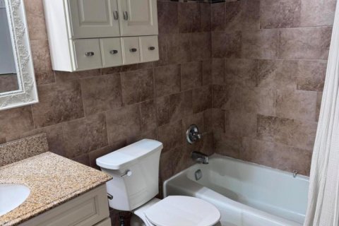 Copropriété à vendre à Boca Raton, Floride: 2 chambres, 90.86 m2 № 1079120 - photo 1