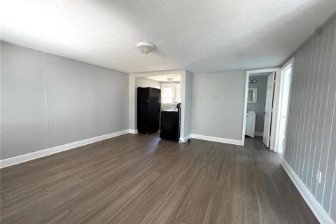 Appartement à louer à Tampa, Floride: 2 chambres, 81.57 m2 № 2106662 - photo 4