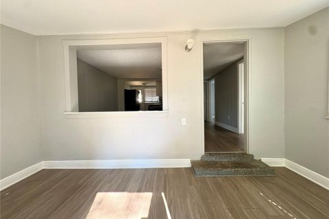 Appartement à louer à Tampa, Floride: 2 chambres, 81.57 m2 № 2106662 - photo 2