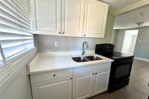 Appartement à louer à Tampa, Floride: 2 chambres, 81.57 m2 № 2106662 - photo 7
