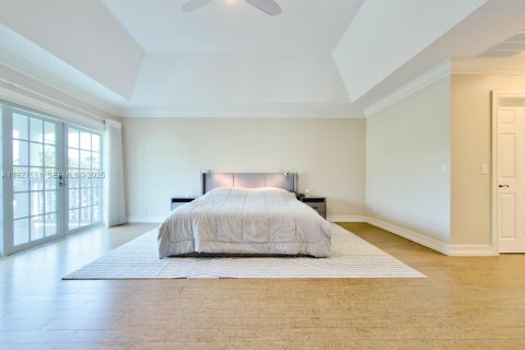 Снять в аренду виллу или дом в Форт-Лодердейл, Флорида 5 спален, 258.27м2, № 1986331 - фото 8