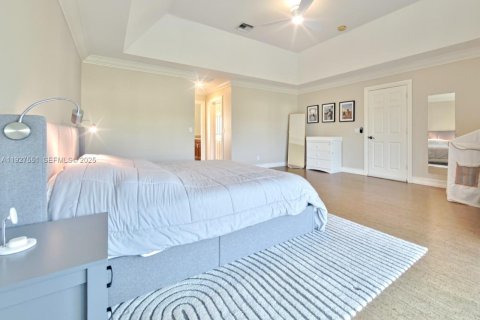 Снять в аренду виллу или дом в Форт-Лодердейл, Флорида 5 спален, 258.27м2, № 1986331 - фото 10